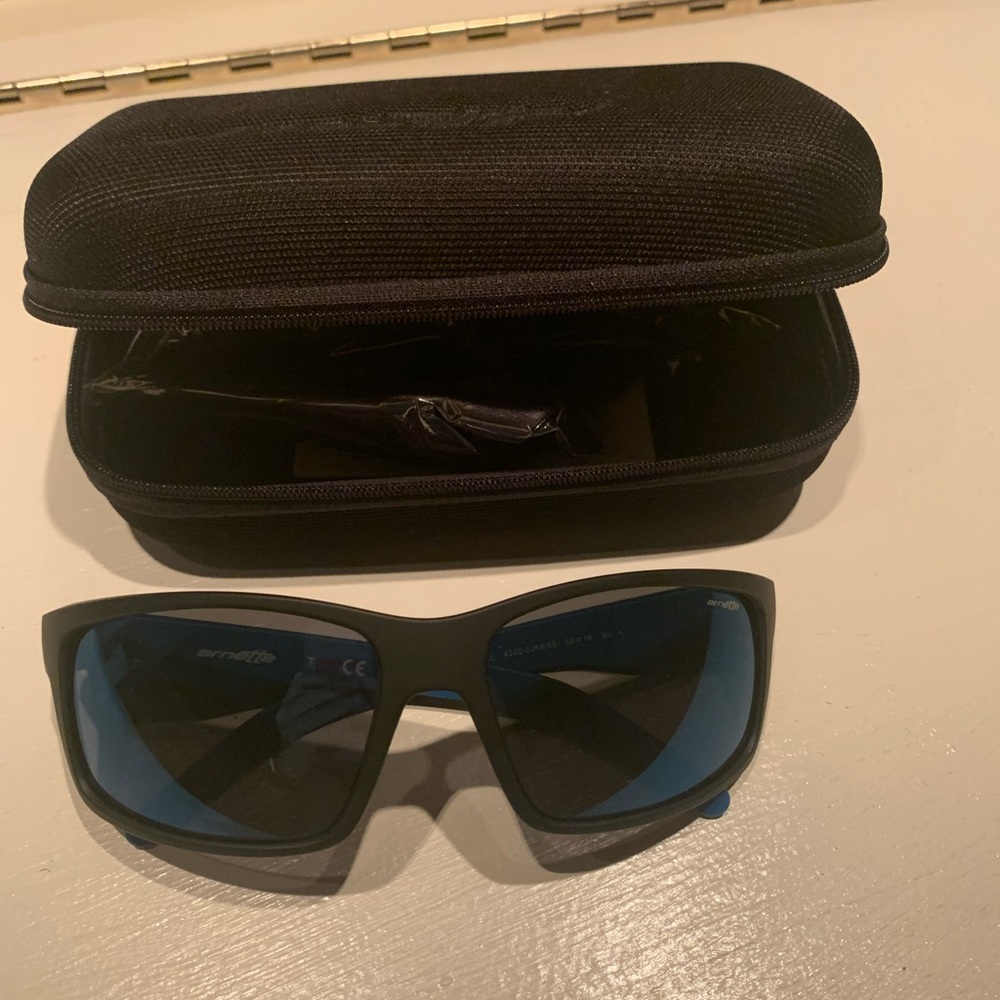 Men’s Arnette sunglasses